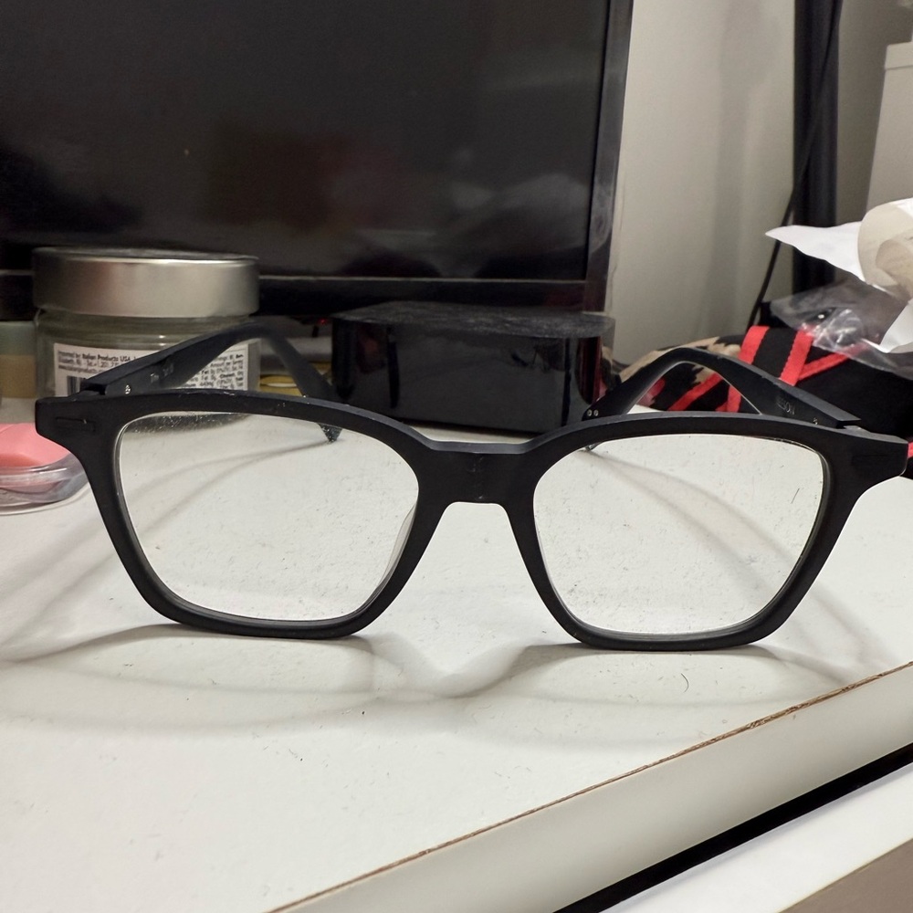 Sesson Stylish Black Square Glasses